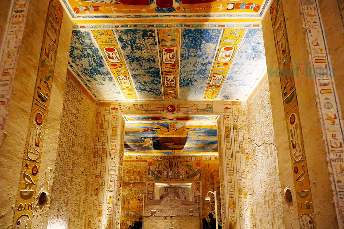 Valley of the kings
Hurghada Airport Taxi
Hurghada Taxi
Taxi Hurghada
Taxi to Luxor
Hurghada taxi transfer
Taxi to Cairo
